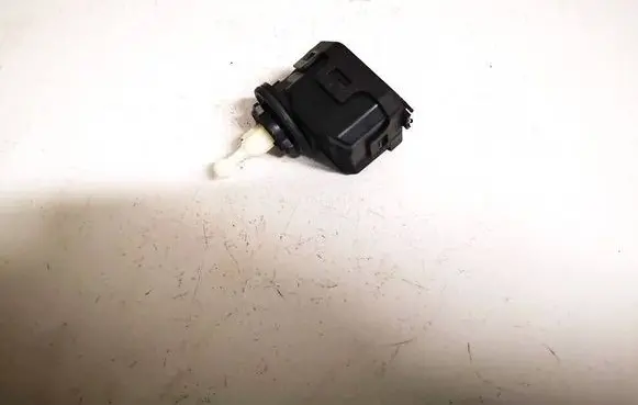 Volkswagen Bora Headlight level adjustment motor 1j0941295c