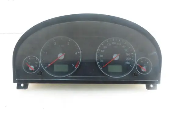Ford Mondeo Mk III Speedometer (instrument cluster) 6S7T10849BA