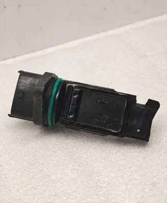 Volvo V70 Mass air flow meter F00C2G2064 381173A