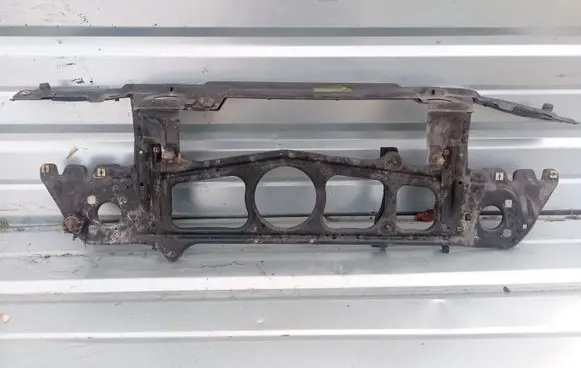 BMW 5 E39 Radiator support slam panel 8381241