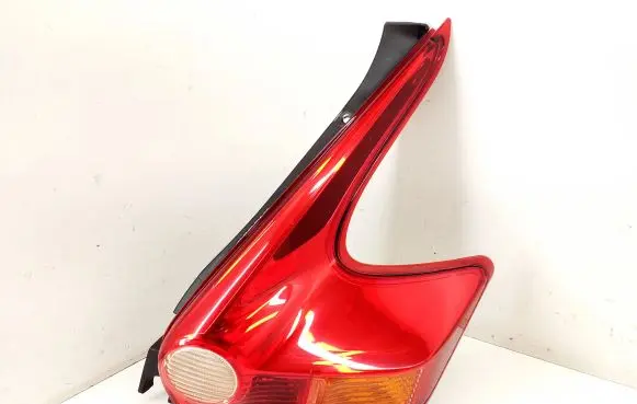 Nissan Juke I F15 Rear/tail lights