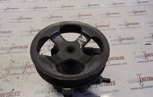 Toyota Avensis T250 Power steering pump