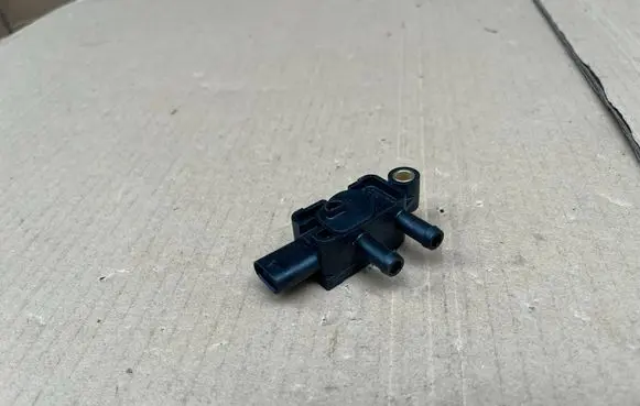 Audi A3 S3 8V Rear glass lock/latch E397 057906051F