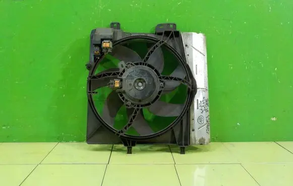 Peugeot 208 I Fan set 9675280980