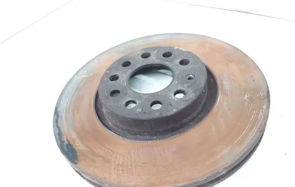 Volkswagen PASSAT B7 Front brake disc