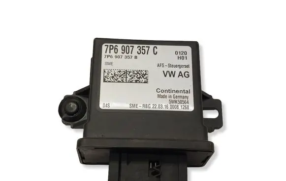 Volkswagen PASSAT B8 Light module LCM 7P6907357C 7P6907357B