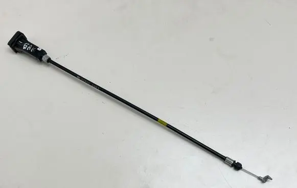 Hyundai Tucson TL Fuel cap flap release cable D35000D07