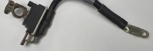 Land Rover Discovery 4 - LR4 Positive cable (battery) AH22-10B680-DB