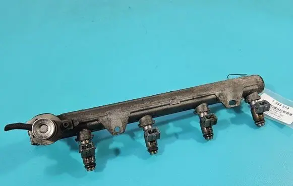 Fuel injector