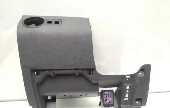 Dashboard lower bottom trim panel