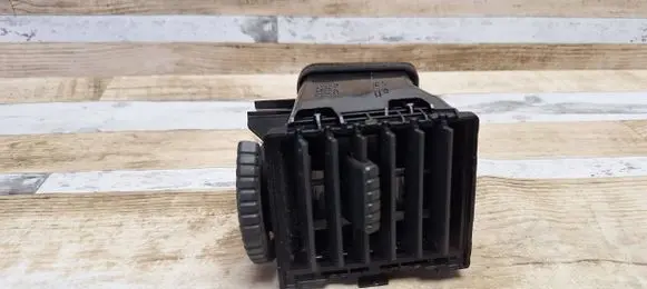 Nissan X-Trail T30 Dash center air vent grill 68751EQ000 E6475171