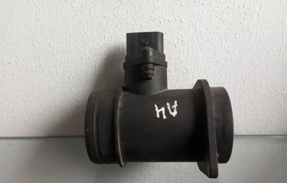 Volkswagen PASSAT B5.5 Mass air flow meter 0281002463
