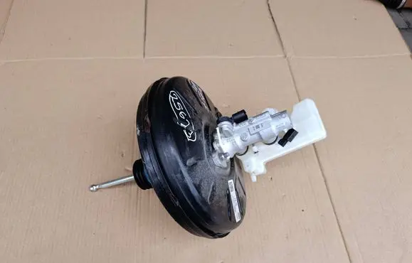 Volkswagen Golf Sportsvan Brake booster 5Q1614105DC
