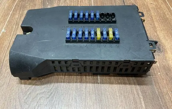 Mercedes-Benz Vito Viano W638 Fuse module 0005400650