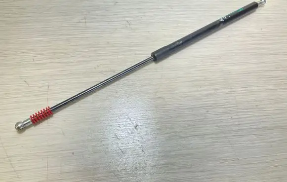 Audi Q2 - Front bonnet/hood damper/strut