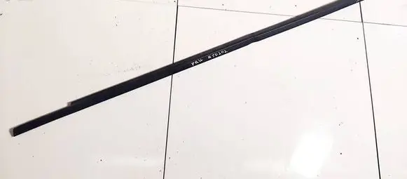 Fiat Punto (188) Front door glass trim molding 