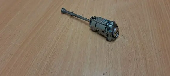 Peugeot 508 Front door lock (next to the handle) N0503837