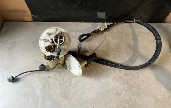Volvo XC70 In-tank fuel pump 30636490
