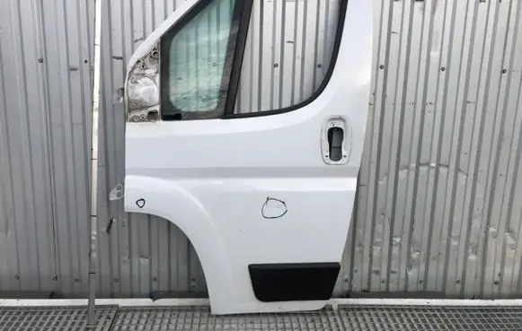 Fiat Ducato Front door