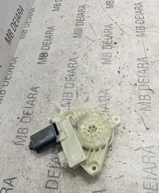 Mercedes-Benz C W205 Front door window regulator motor A2059060113