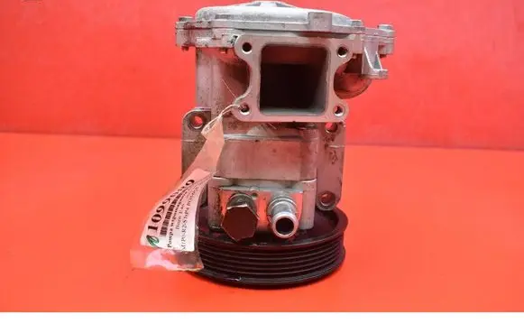 BMW X3 E83 Power steering pump