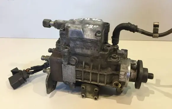 Fuel injection high pressure pump