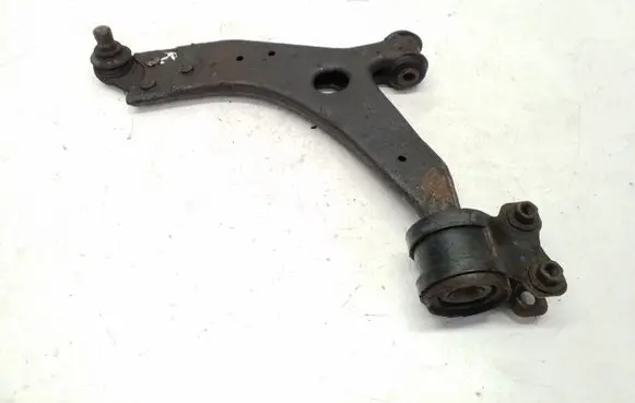 Ford Kuga I Front lower control arm/wishbone