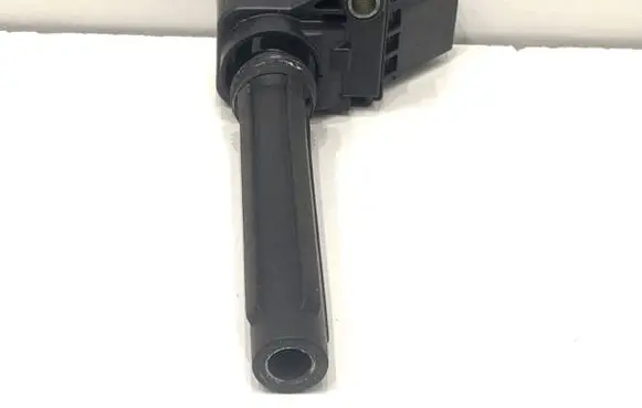Seat Leon (5F) High voltage ignition coil 06L905110E