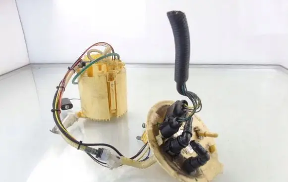 Jaguar XE In-tank fuel pump GX739H307DA