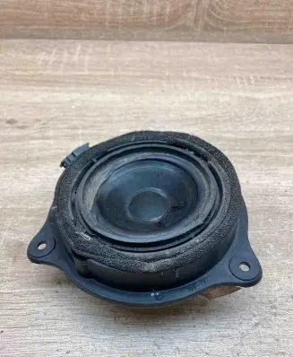 Audi TT TTS Mk2 Front door speaker 426223