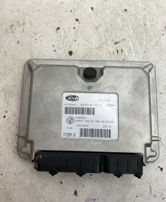 Fiat Punto (188) Engine control unit/module 55182345