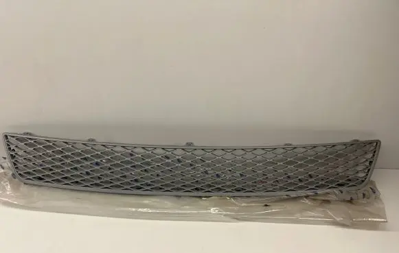 Ford Mondeo Mk III Front bumper lower grill 6s711417768 17B968AB