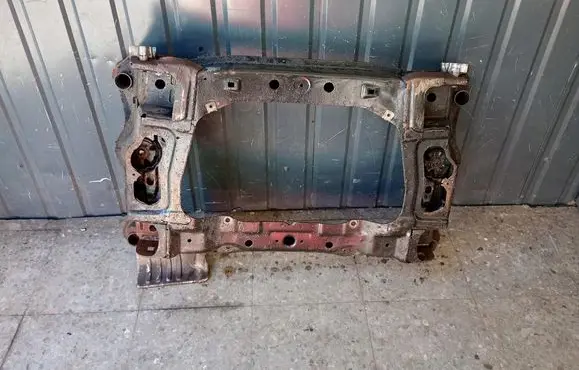 Mercedes-Benz E W211 Front axle beam wozek