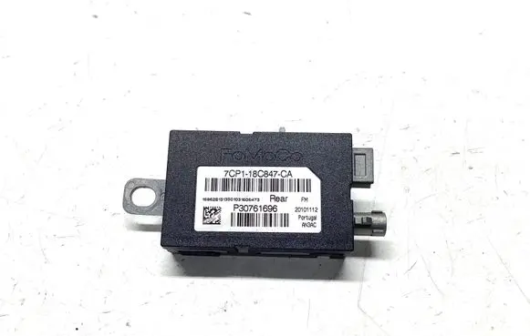 Volvo V60 Aerial antenna amplifier P30761696 7CP118C847CA