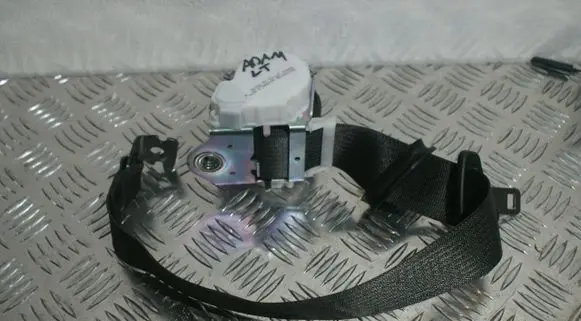 Opel Adam Rear seatbelt 13357740