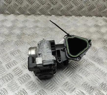 Volkswagen Golf VI Throttle valve 03C129721D