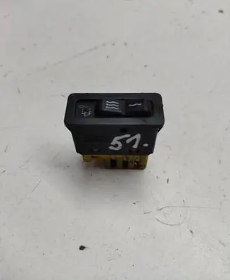 BMW 3 E36 Seat heating switch 1387917 06600200