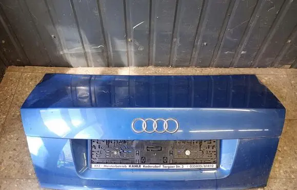 Audi A4 S4 B6 8E 8H Tailgate/trunk/boot lid