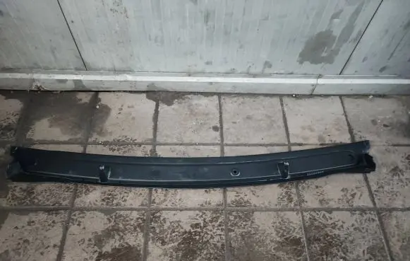 Nissan Primastar Wiper trim 96550665 8200229878