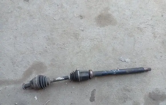 Volvo V70 Front driveshaft 31259436
