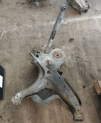 Rear upper control arm/wishbone