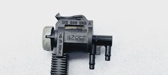 Volkswagen Multivan T5 Turbo solenoid valve 1K0906283A
