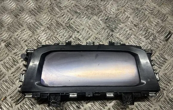 Volkswagen Golf VIII Speedometer (instrument cluster) 5H0920340A