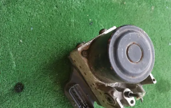 Toyota Avensis Verso ABS Pump 8954144140