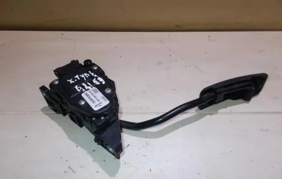 Jaguar X-Type Accelerator throttle pedal 1x439f836bc 6pv00859000