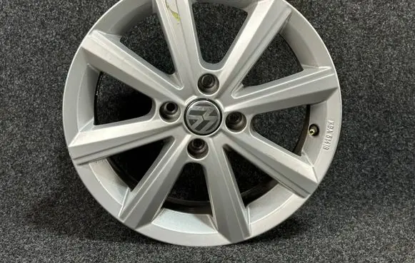 Volkswagen Up R15 alloy rim 1S0601025BP