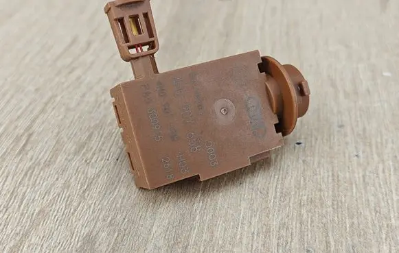 Audi Q5 SQ5 8R Air quality sensor 4H0907658