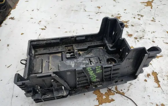 Peugeot 208 I Battery box tray 9676054080