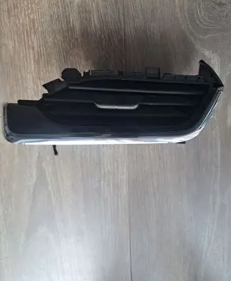 Skoda Enyaq iV Dashboard air vent grill cover trim 5LA819702C