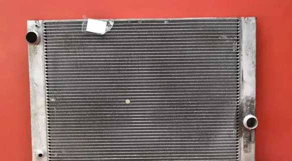 BMW 6 E63 E64 Coolant radiator 7519209